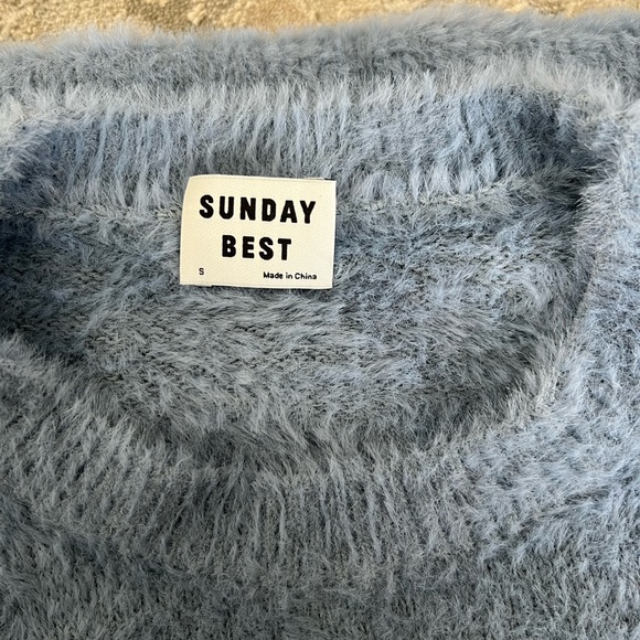 aritzia cropped pullover sweater - Picture 3 of 3